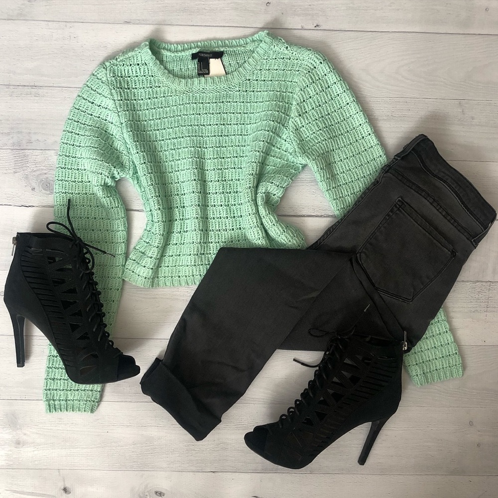 Forever 21 Cropped Knit Sweater